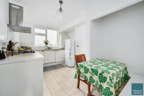 23 Pacific Court, Shoreham by Sea, BN43 (12).jpg
