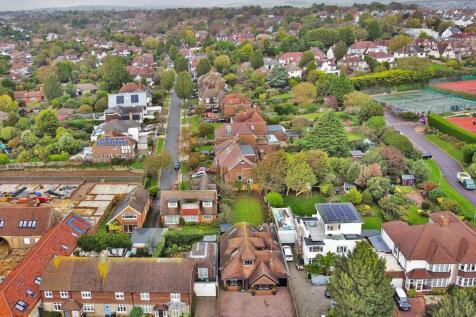 27 The Droveway, Hove, BN3 - drone (2).jpg