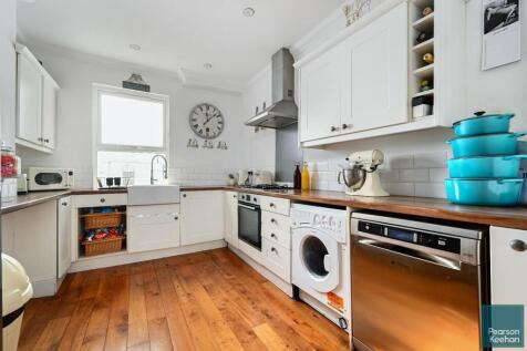 14 Wordsworth Street, BN3 (8).jpg