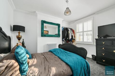 14 Wordsworth Street, BN3 (11).jpg