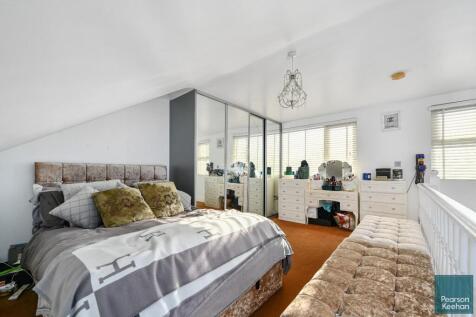 14 Wordsworth Street, BN3 (17).jpg