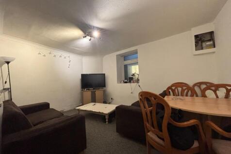 Living Room.jpeg
