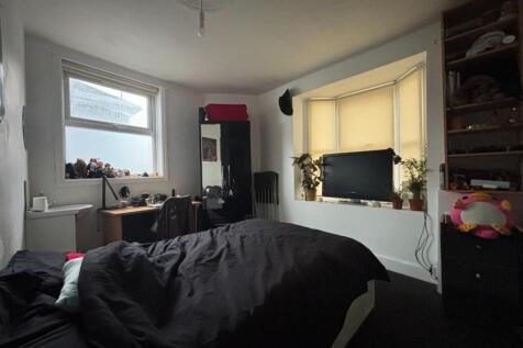Bedroom1.jpeg