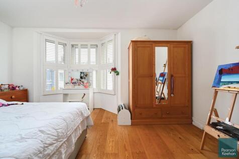 22 Ruskin Road , BN3 (24).jpg