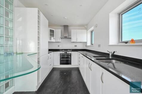 The South Penthouse Park Apartments bn (14).jpg