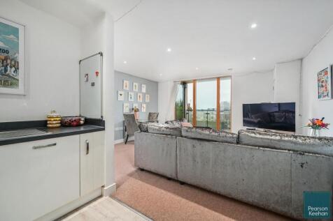 Living Room/Kitchen