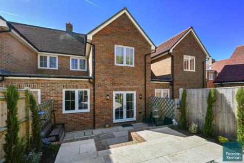5 NICHOLSON PLACE - BN27FZ (8).jpg