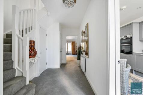 5 NICHOLSON PLACE - BN27FZ (17).jpg