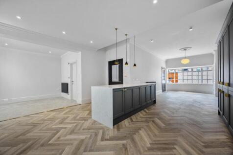 Brunswick Street West, 39-021.jpg