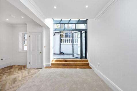Brunswick Street West, 39-023.jpg