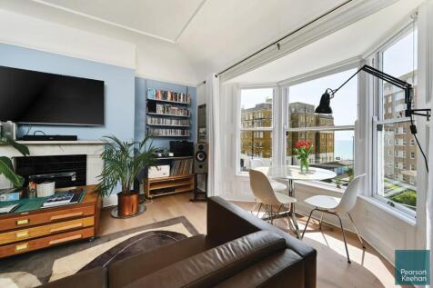 Flt 3, 5 St Catherine¿s Terrace, BN3 (13).jpg
