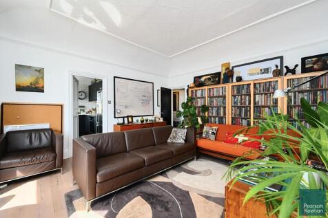 Flt 3, 5 St Catherine¿s Terrace, BN3 (7).jpg