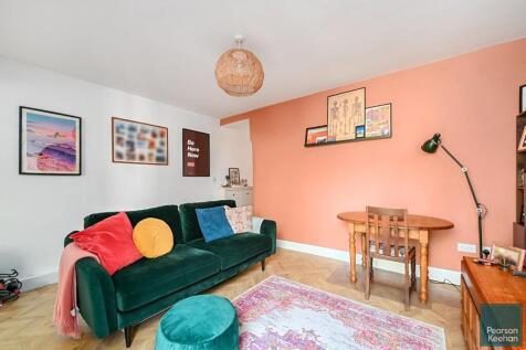 26A Robertson Road, BN1 (18).jpg