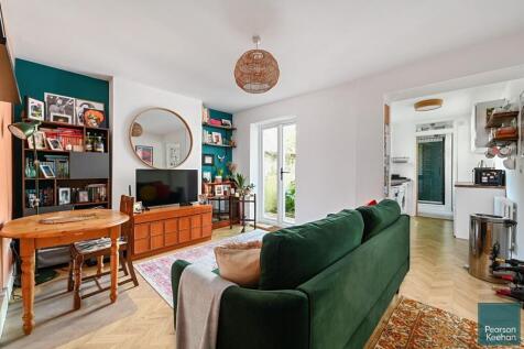 26A Robertson Road, BN1 (16).jpg