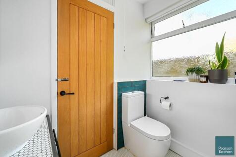 26A Robertson Road, BN1 (10).jpg