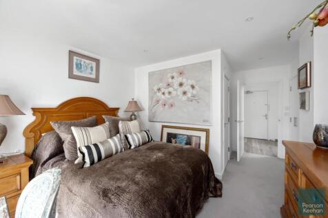Oystercatcher Apartments, Flat 9-003.jpg