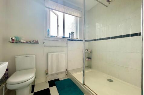 Shower room.jpg