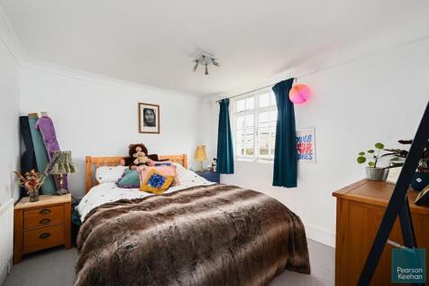 Flt 1, 27 Norfolk Square, BN1 (9).jpg