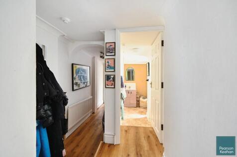 Flt 1, 27 Norfolk Square, BN1 (18).jpg