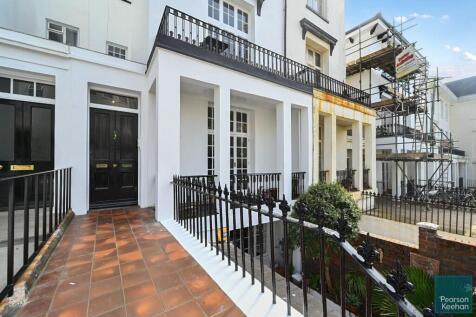 Flt 1, 27 Norfolk Square, BN1 (3).jpg