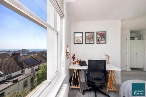 Bedroom/View