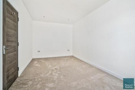 8-margery-road-hove-bn3 (18).jpg