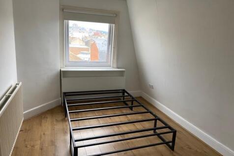 Bedroom 2.jpeg