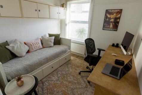Study_Bedroom_03.jpg