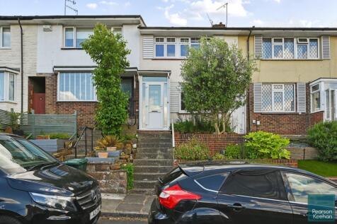 24 Dean Close, BN41 (21).jpg