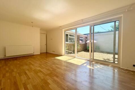 Living Room.jpg