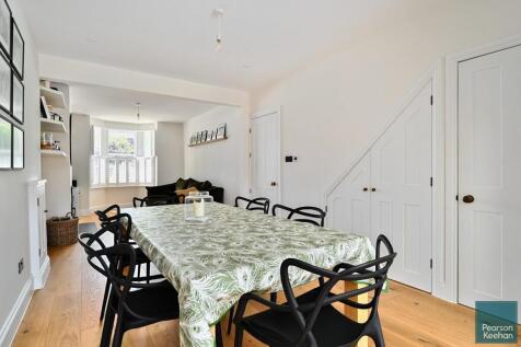 53 John Street, BN43 (26).jpg