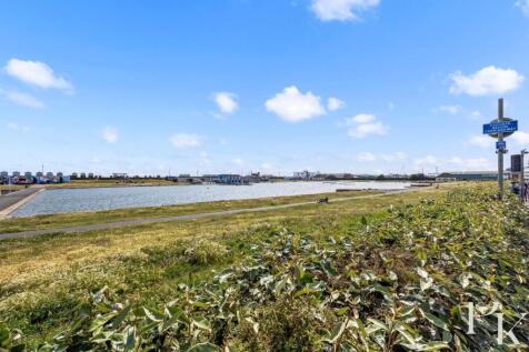Hove Lagoon