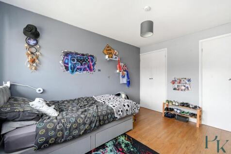 90-cross-road-southwick-bn42 (6).jpg