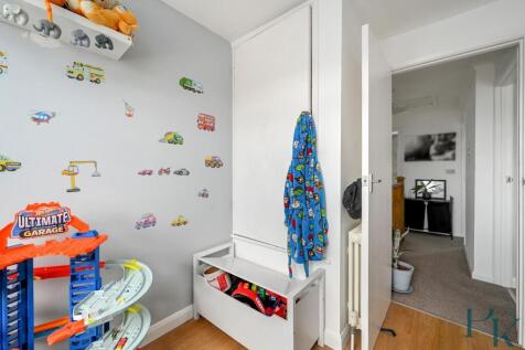 90-cross-road-southwick-bn42 (11).jpg