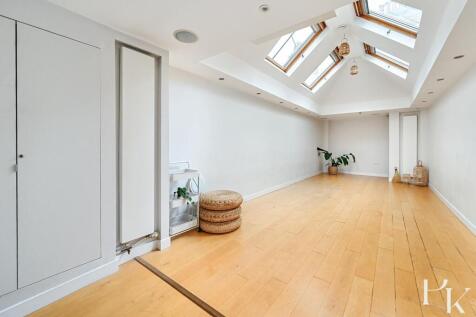 3 Queens Place, BN1 (2).jpg