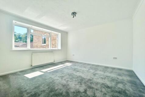 Bedroom 1.jpeg