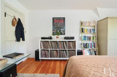 66 Deancourt Road, BN2 (54).jpg