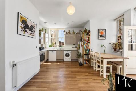 Kitchen/Living Room