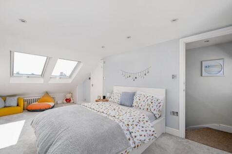 73 Shirley St BN3 (21).jpg