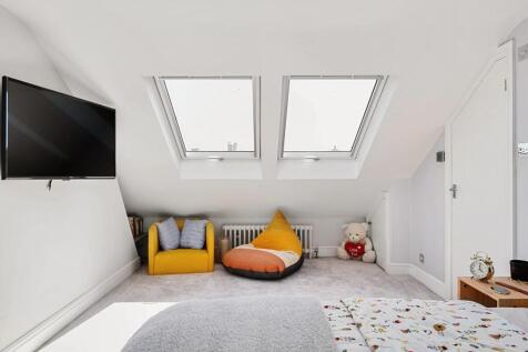73 Shirley St BN3 (22).jpg