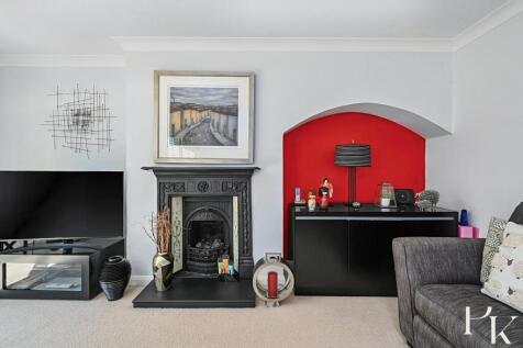 22 Hangleton Manor Close, BN3 (8).jpg