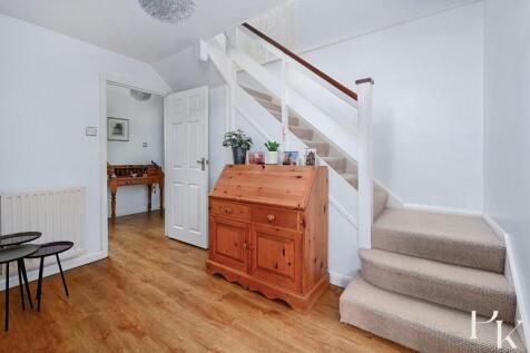 22 Hangleton Manor Close, BN3 (11).jpg