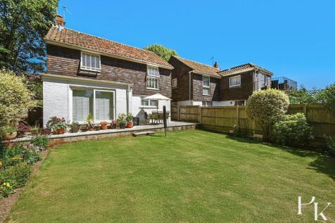 22 Hangleton Manor Close BN3 (21).jpg
