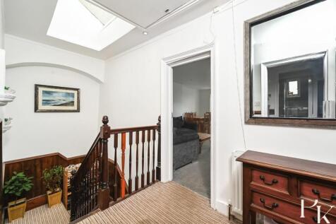 Flt 5, 27 Brunswick Terrace, BN3 (27).jpg