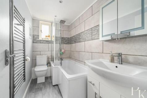 Flt 5, 27 Brunswick Terrace, BN3 (26).jpg