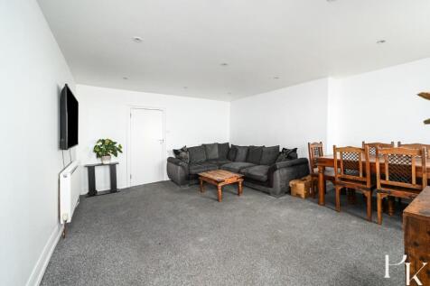 Flt 5, 27 Brunswick Terrace, BN3 (14).jpg