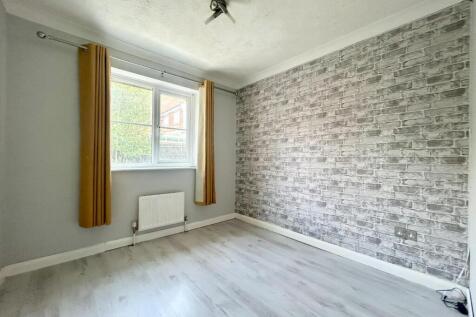 Bedroom 2.jpg
