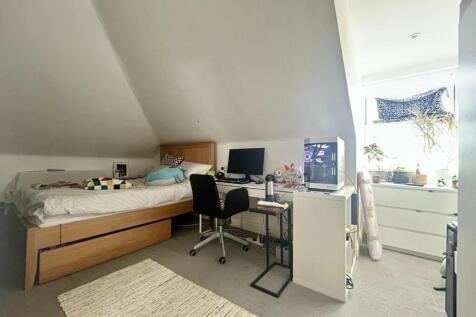 Bedroom 2.jpg