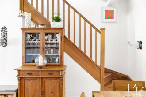 Living Room/Kitchen