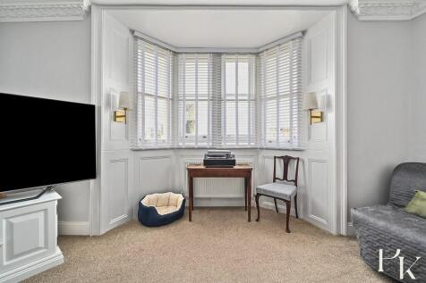 flt-6-osbourne-mansions-bn3 (11) .jpg